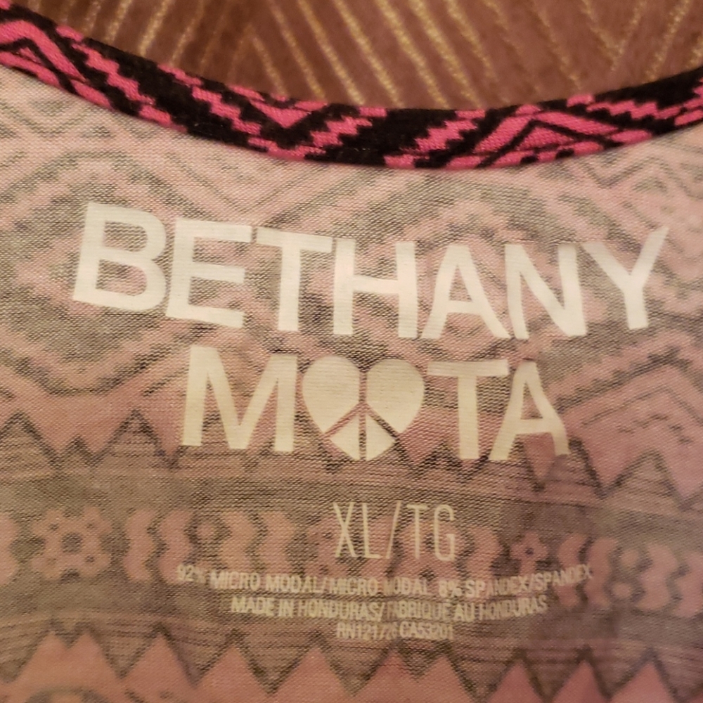 Crop Top - Picture 3 of 5
